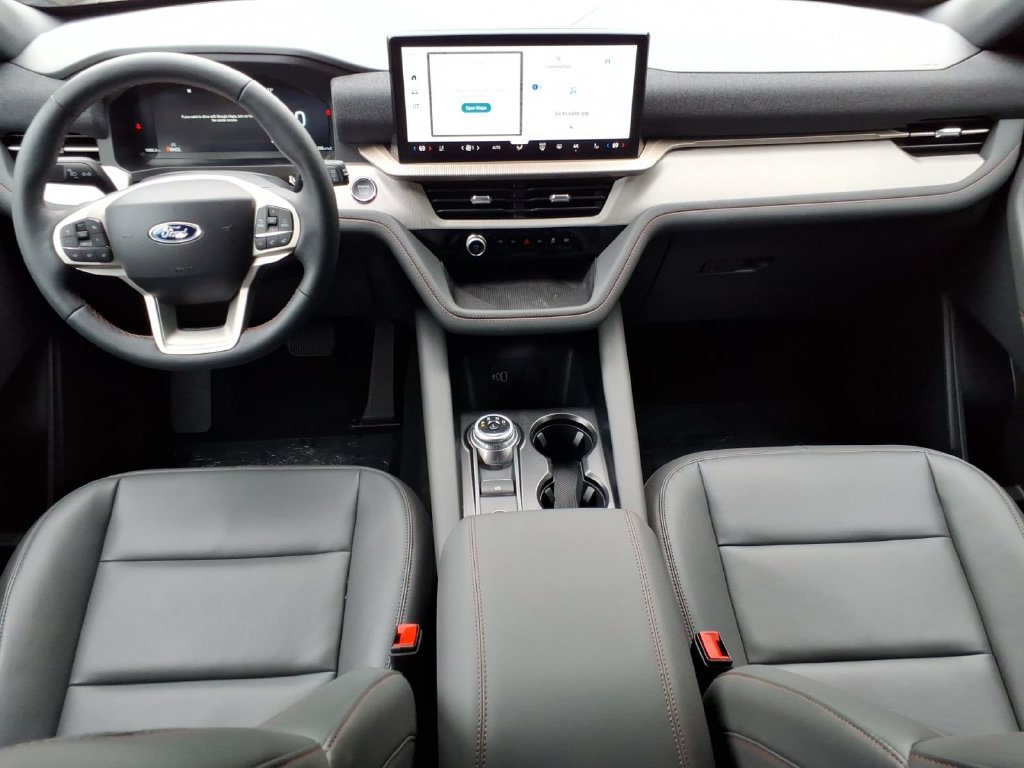 Used 2027 Ford Explorer Active w/ Active Comfort Package AWD/4WD image 9