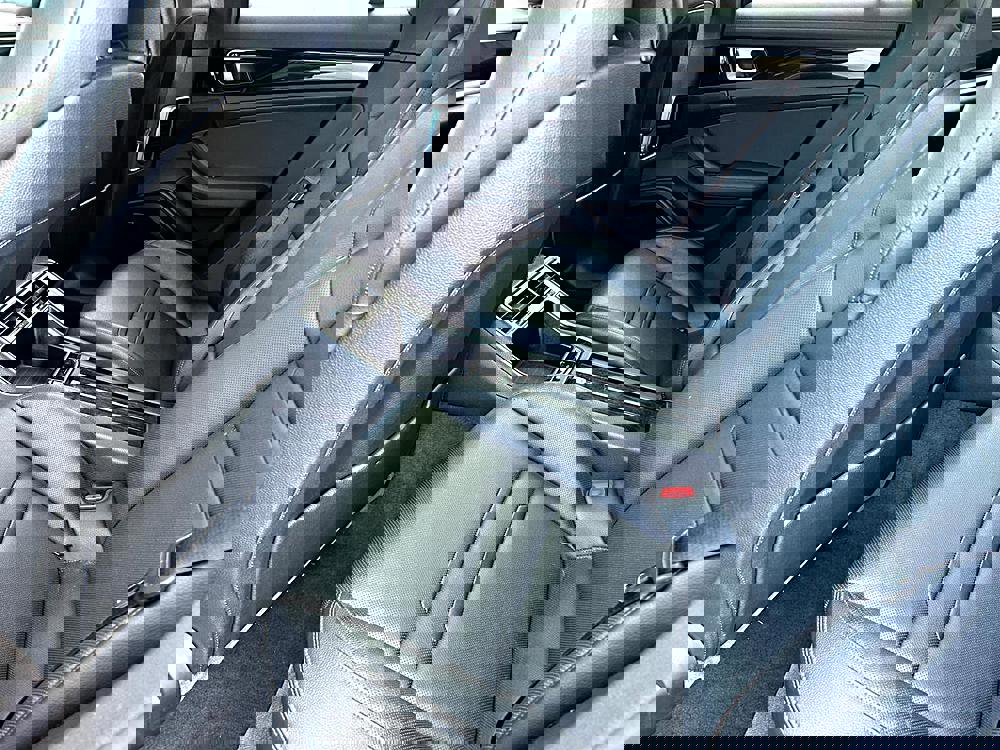 Used 2017 Porsche Panamera 4 image 16