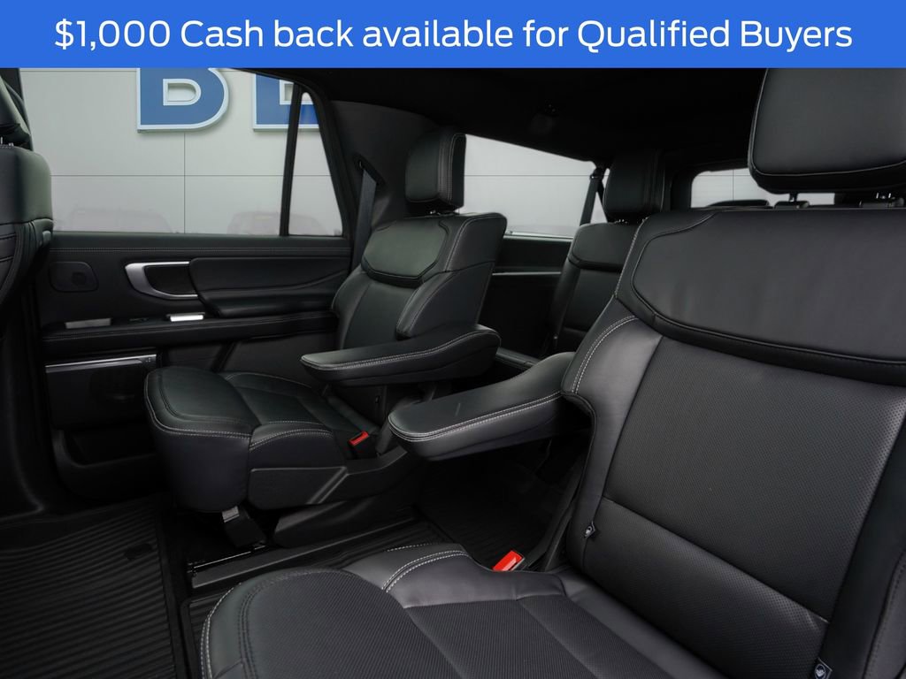 New 2025 Ford Expedition Max Platinum w/ Stealth Performance Package image 33