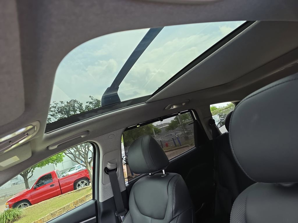 Used 2020 Hyundai Santa Fe Limited image 29