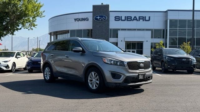 Used 2016 Kia Sorento LX AWD/4WD image 1