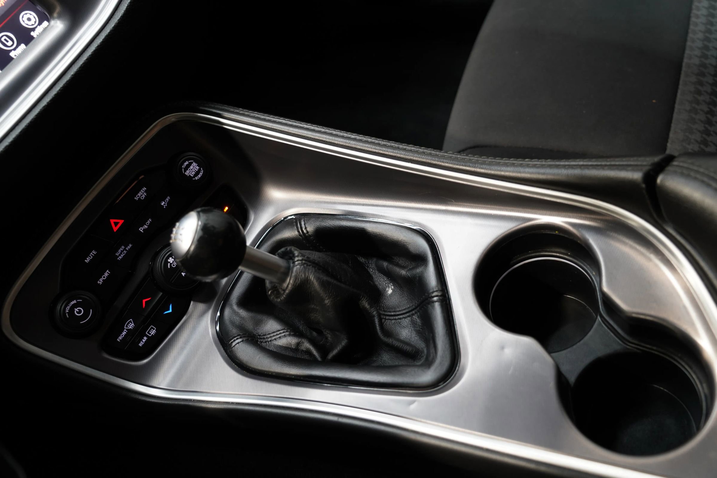 Used 2019 Dodge Challenger R/T w/ Blacktop Package image 61