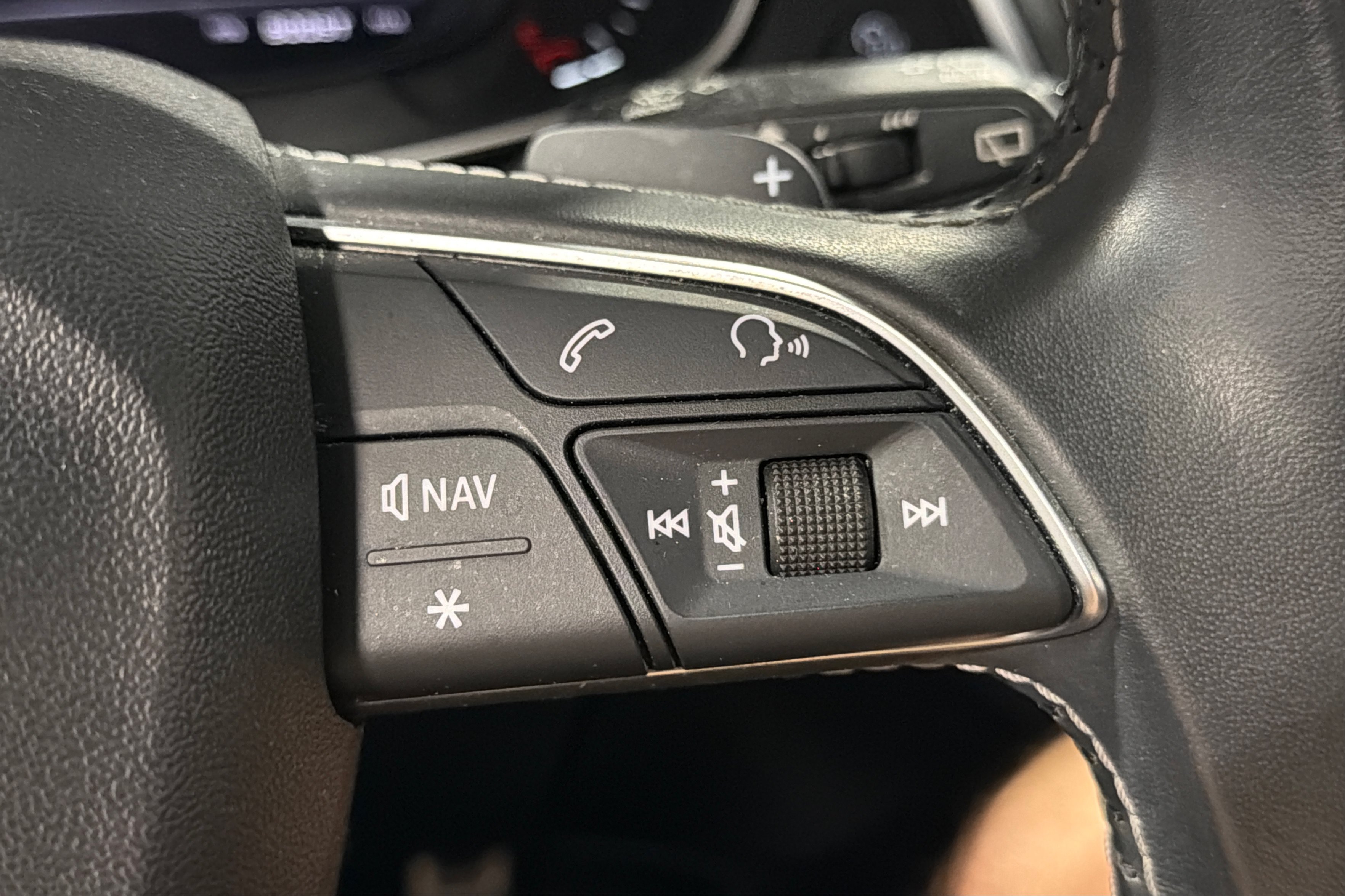 Used 2019 Audi SQ5 Prestige w/ Prestige Package AWD/4WD image 28