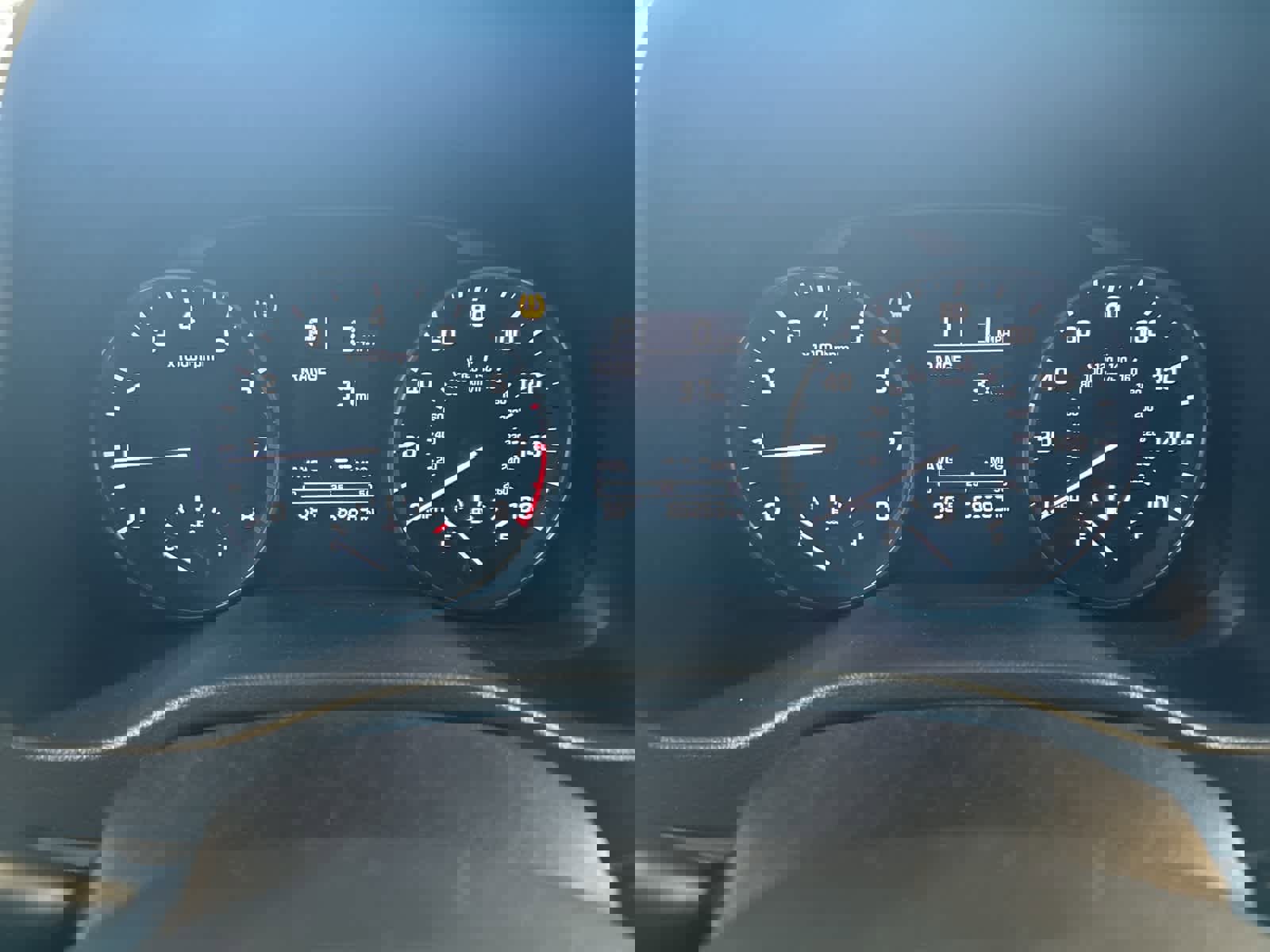 Used 2017 Hyundai Elantra SE image 30