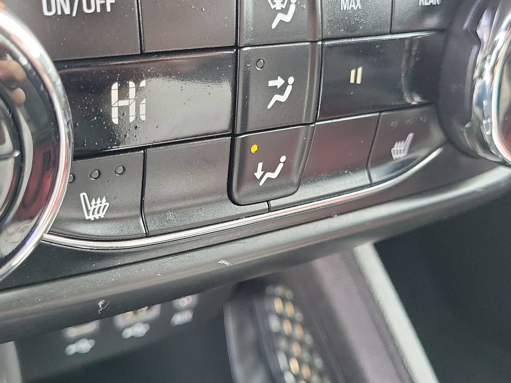 Used 2023 Chevrolet TrailBlazer ACTIV w/ Convenience Package FWD image 33