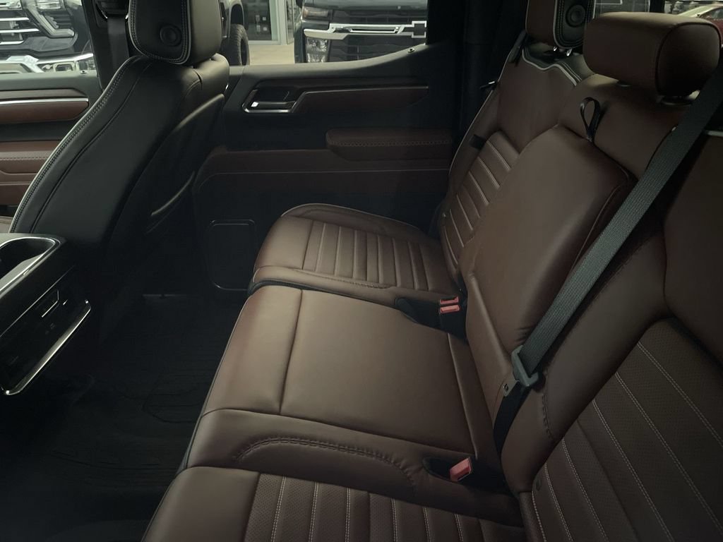 Used 2025 GMC Sierra 1500 Denali Ultimate AWD/4WD image 6