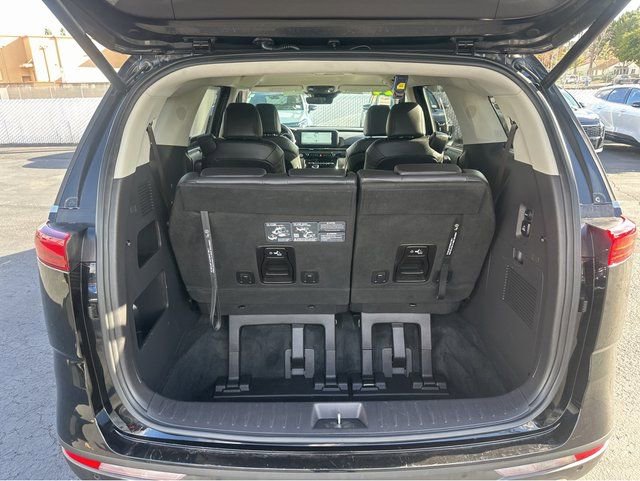 Certified 2024 Kia Carnival SX image 17