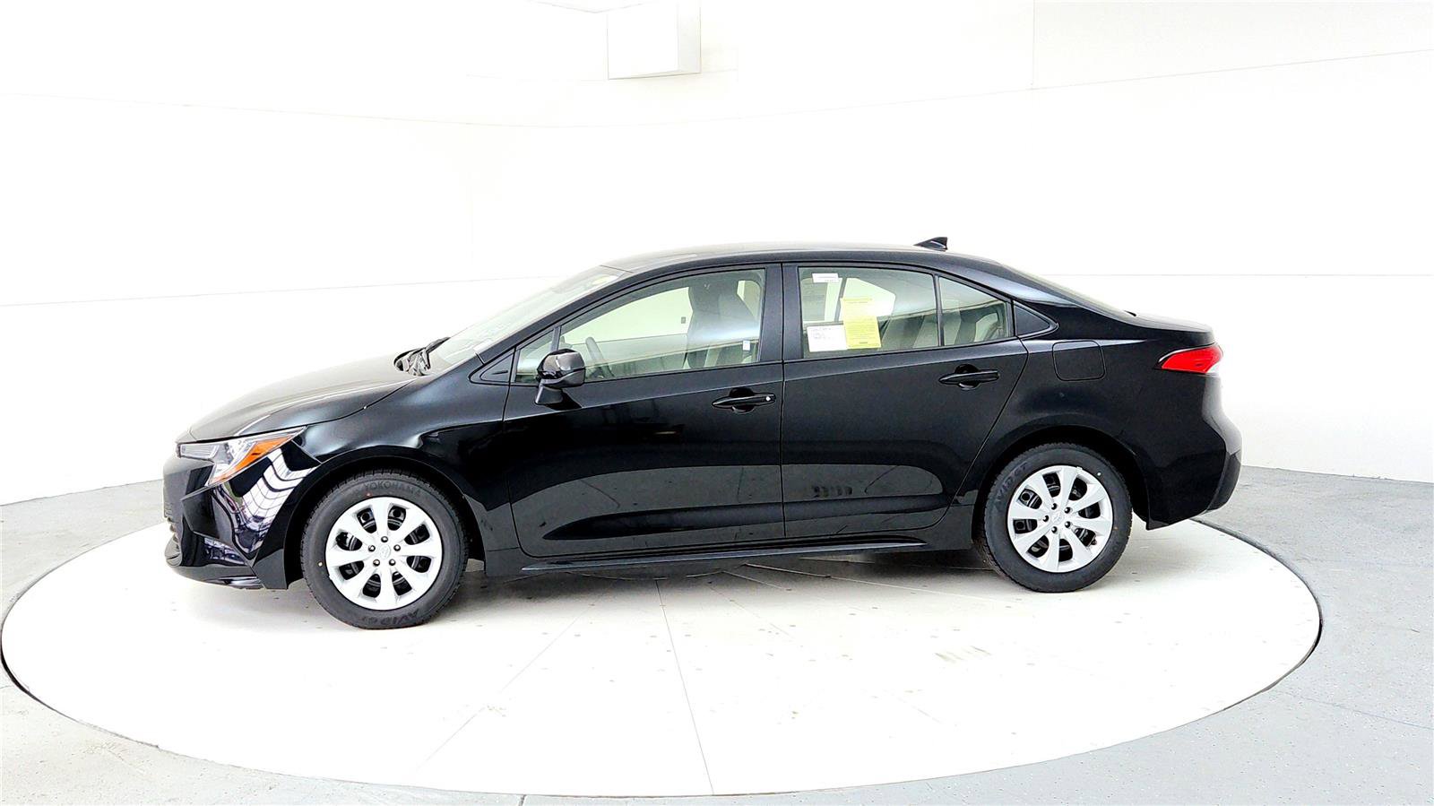 New 2026 Toyota Corolla LE FWD image 3
