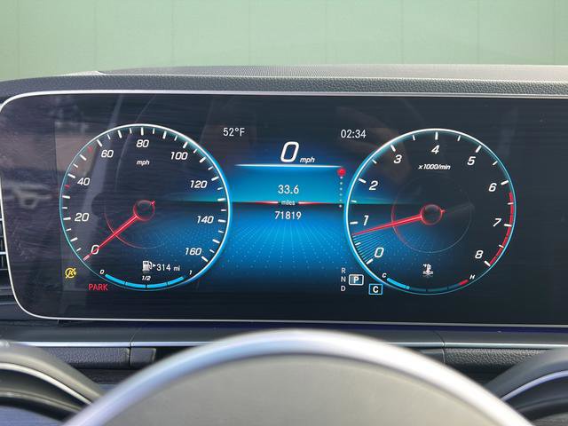 Used 2021 Mercedes-Benz GLE 350 w/ 3rd Row Seat Package image 29