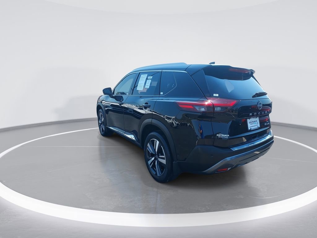 Used 2023 Nissan Rogue SL w/ SL Premium Package image 6