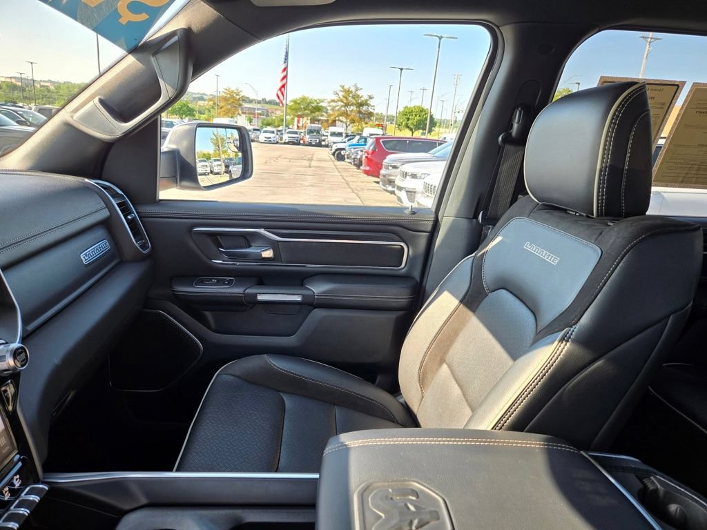 Used 2023 RAM 1500 Laramie AWD/4WD image 28