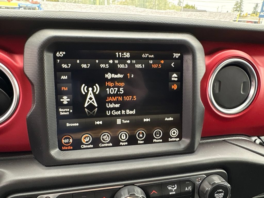 Used 2022 Jeep Gladiator Rubicon w/ LED Lighting Group AWD/4WD image 17
