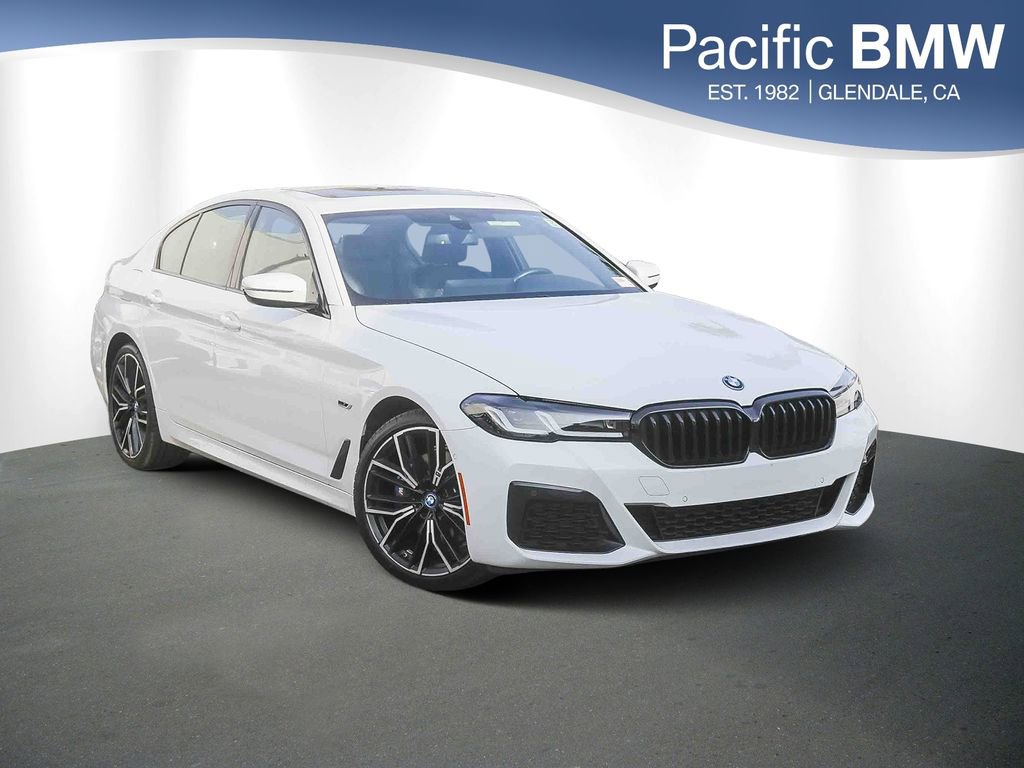Certified 2023 BMW 530e w/ M Sport Package RWD image 1