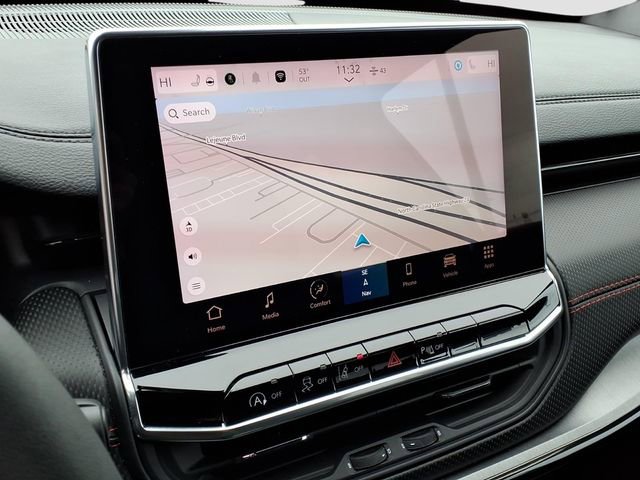 Used 2025 Jeep Compass Trailhawk w/ Trailhawk Elite Group image 16