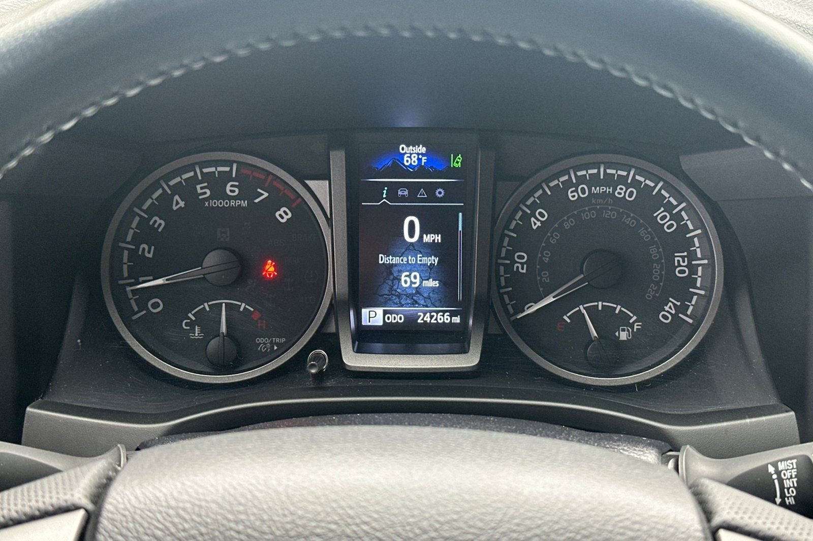 Used 2023 Toyota Tacoma TRD Off-Road image 31