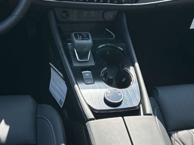 New 2026 Nissan Rogue Platinum AWD/4WD image 18