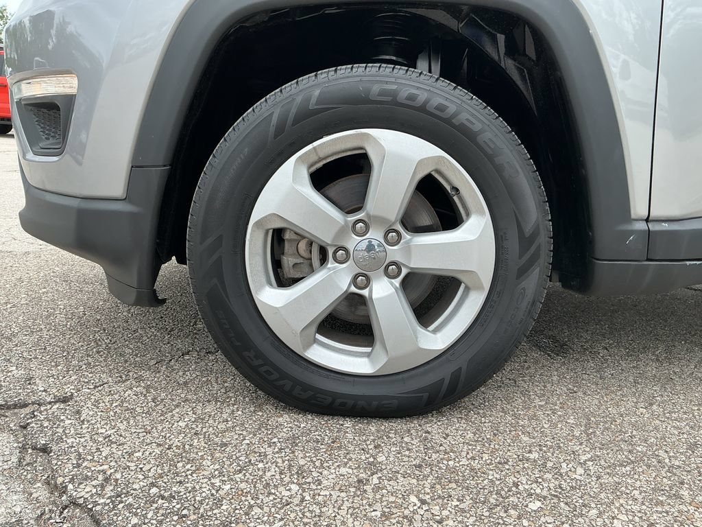 Used 2019 Jeep Compass Latitude AWD/4WD image 9