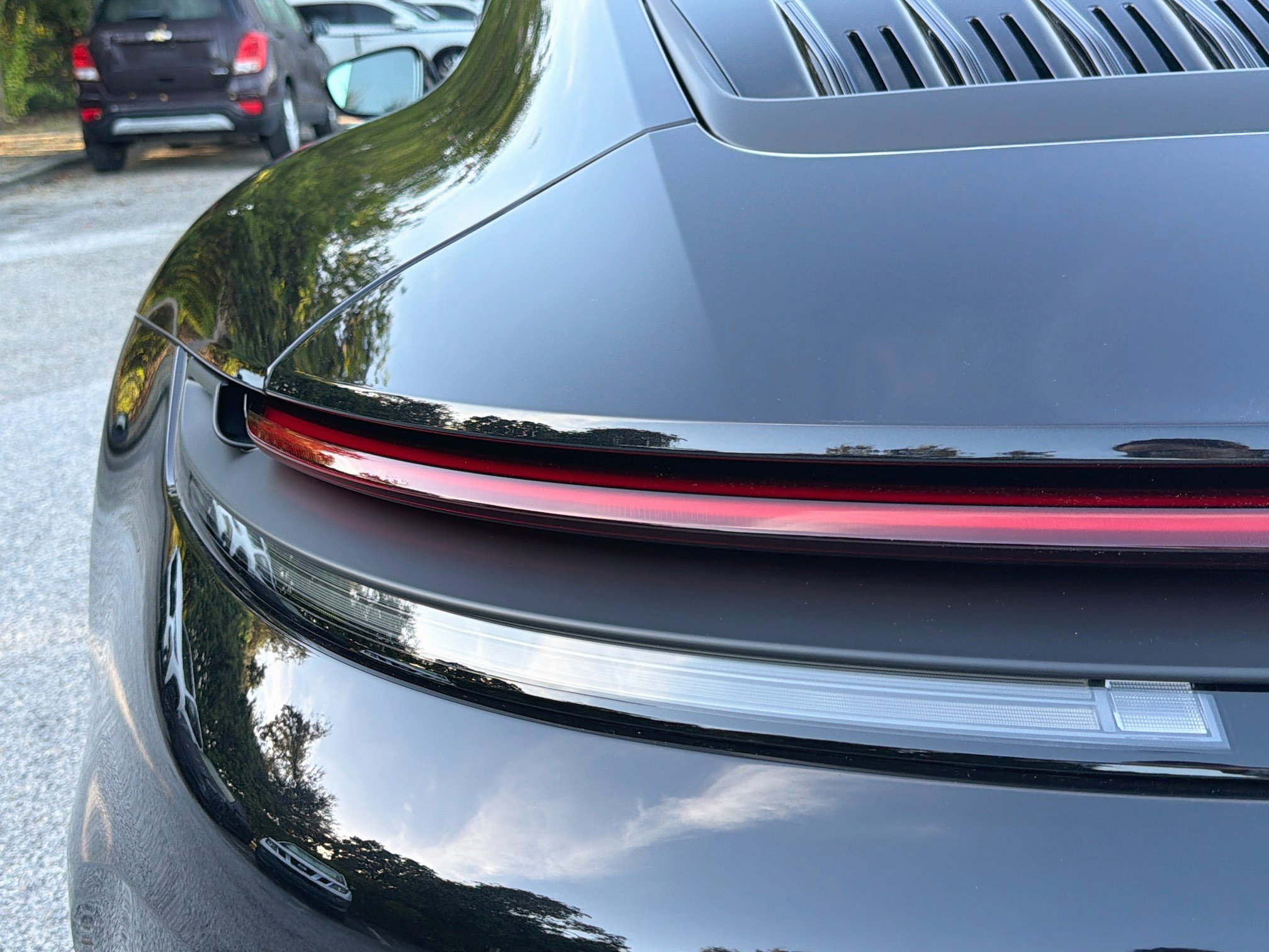 Used 2025 Porsche 911 Carrera S RWD image 10