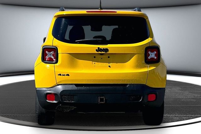 Used 2017 Jeep Renegade Altitude image 5