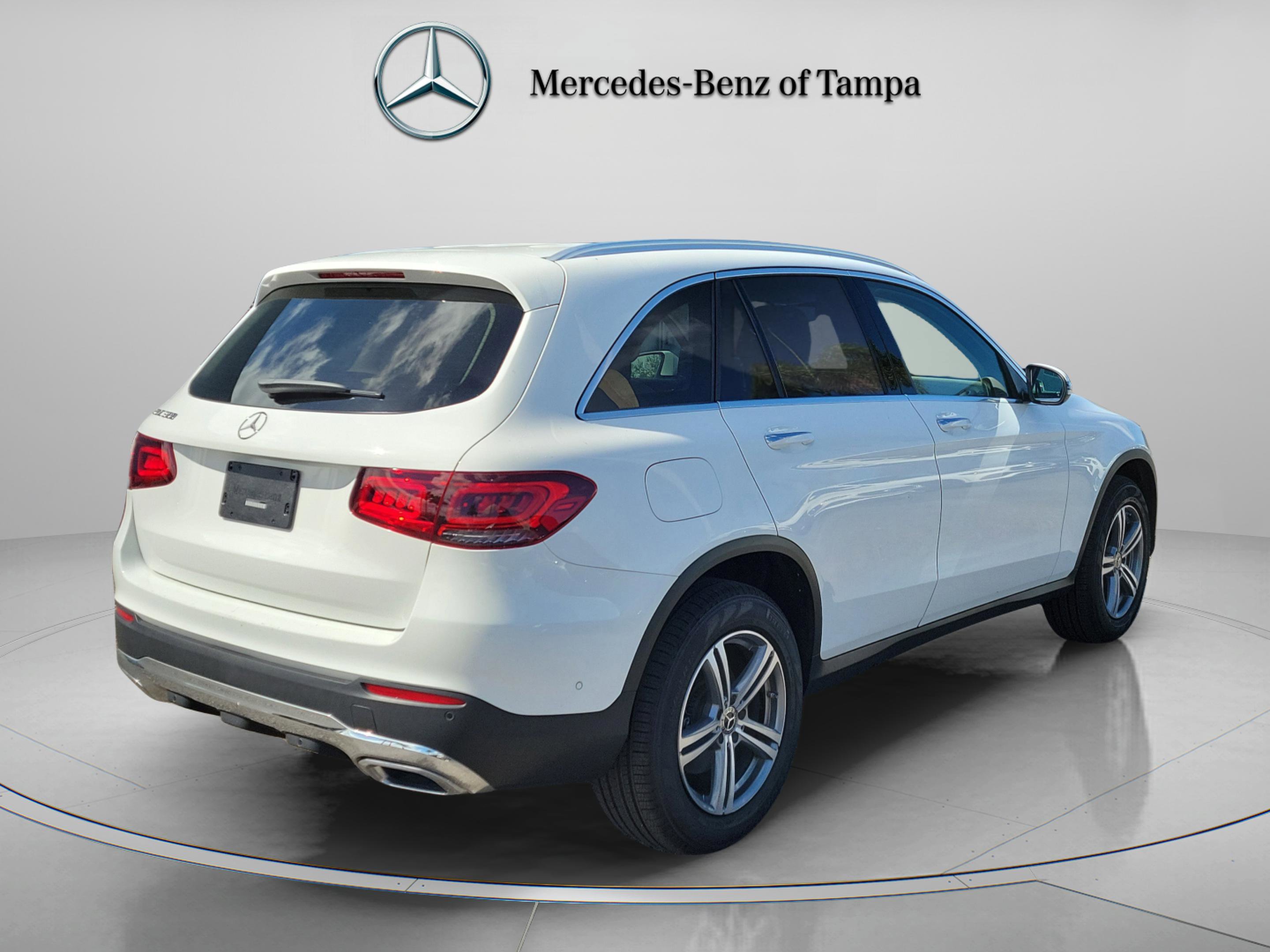 Certified 2022 Mercedes-Benz GLC 300 image 4