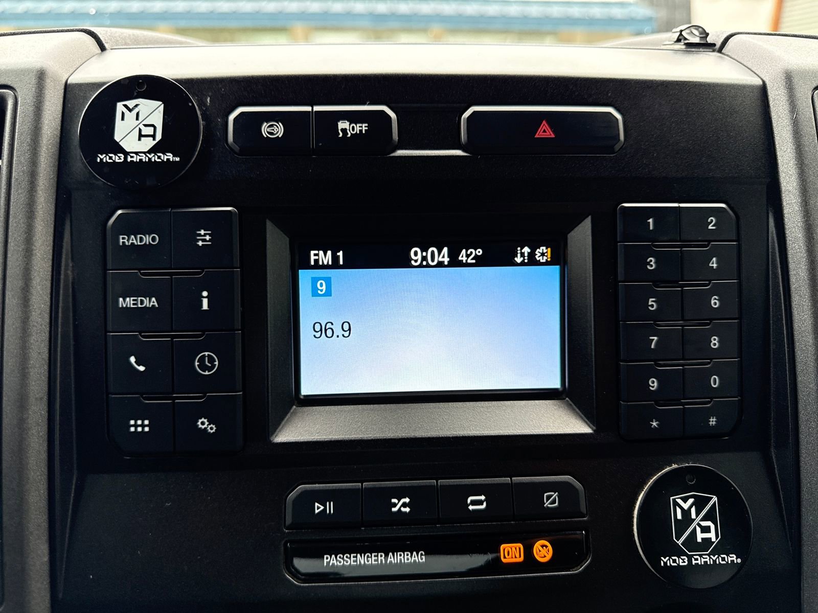 Used 2022 Ford F350 XL w/ Power Equipment Group image 19