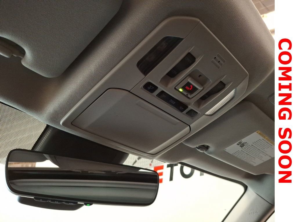 Used 2023 Toyota Highlander XLE image 31