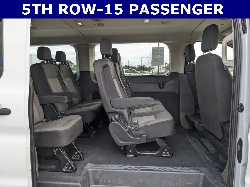 Used 2023 Ford Transit 350 XLT image 5