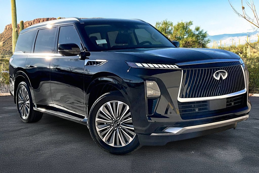 Used 2026 INFINITI QX80 Luxe w/ Cargo Package RWD image 12