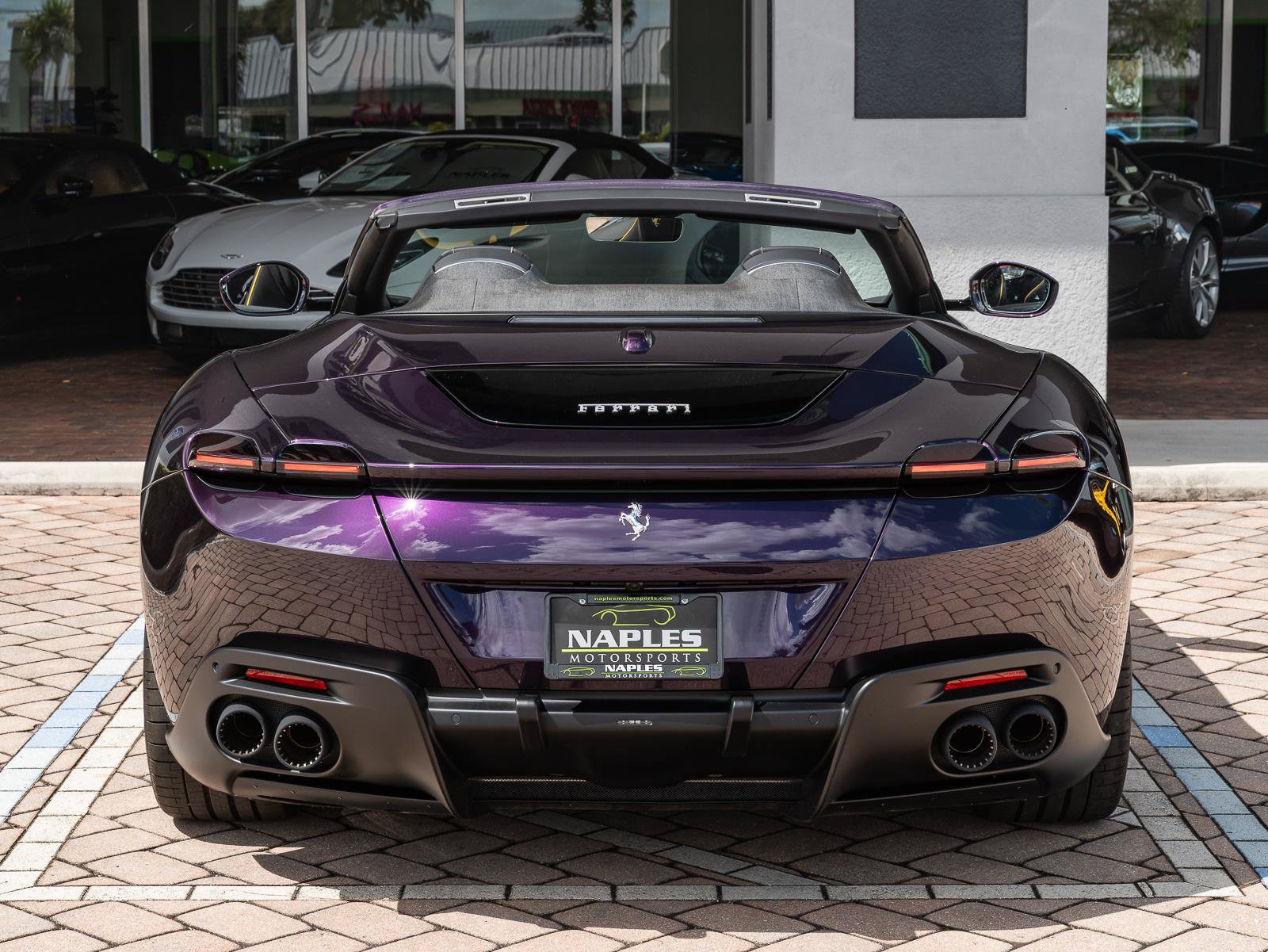 Used 2025 Ferrari Roma Spider RWD image 43