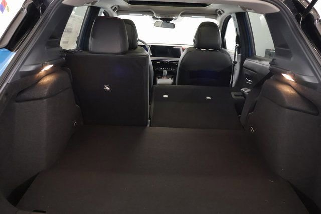 New 2025 Nissan Kicks SR w/ SR Premium Package image 22