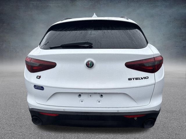 Used 2020 Alfa Romeo Stelvio AWD w/ Nero Edizione image 6