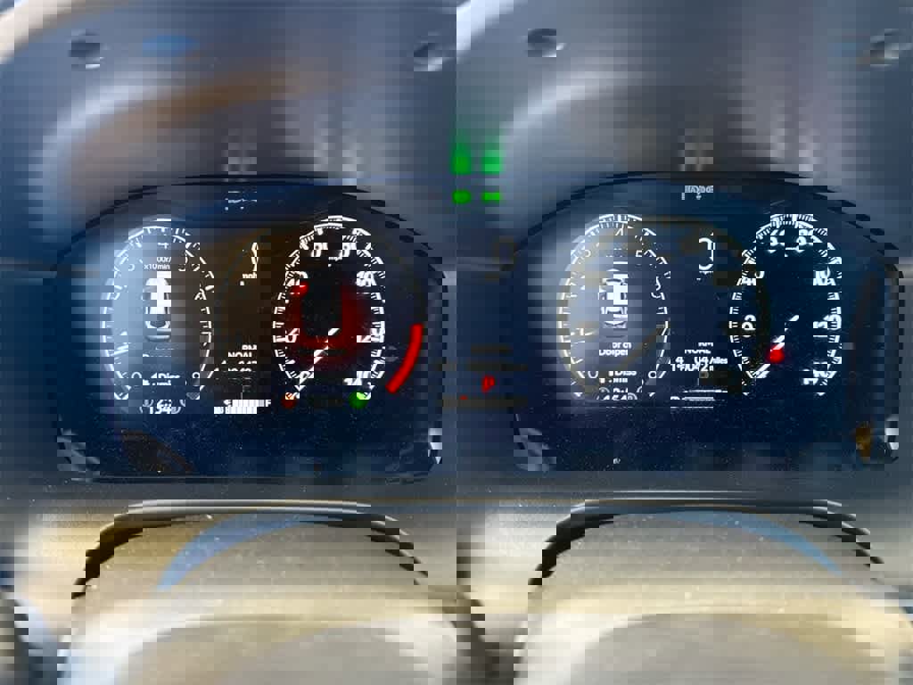 Certified 2025 Honda HR-V LX image 32