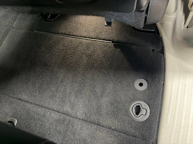 Used 2017 Chrysler Pacifica Limited FWD image 31