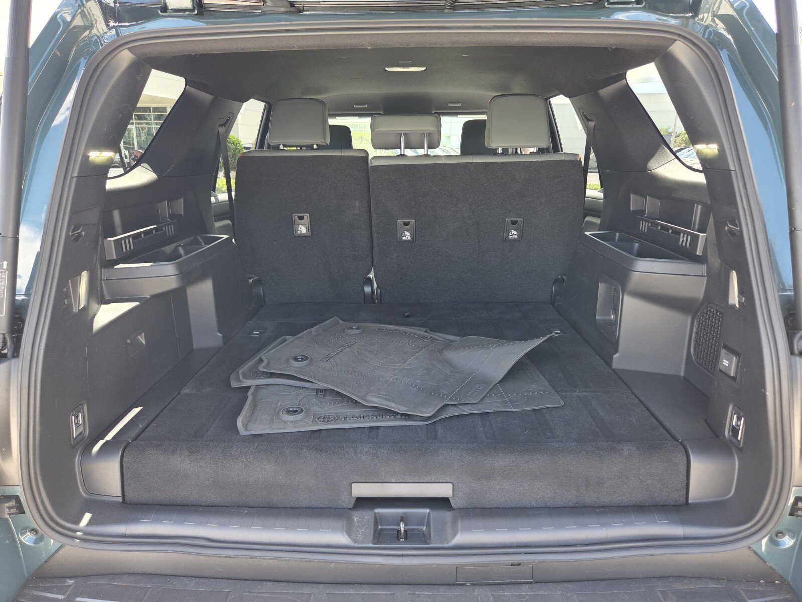 Used 2025 Toyota 4Runner Trailhunter AWD/4WD image 14