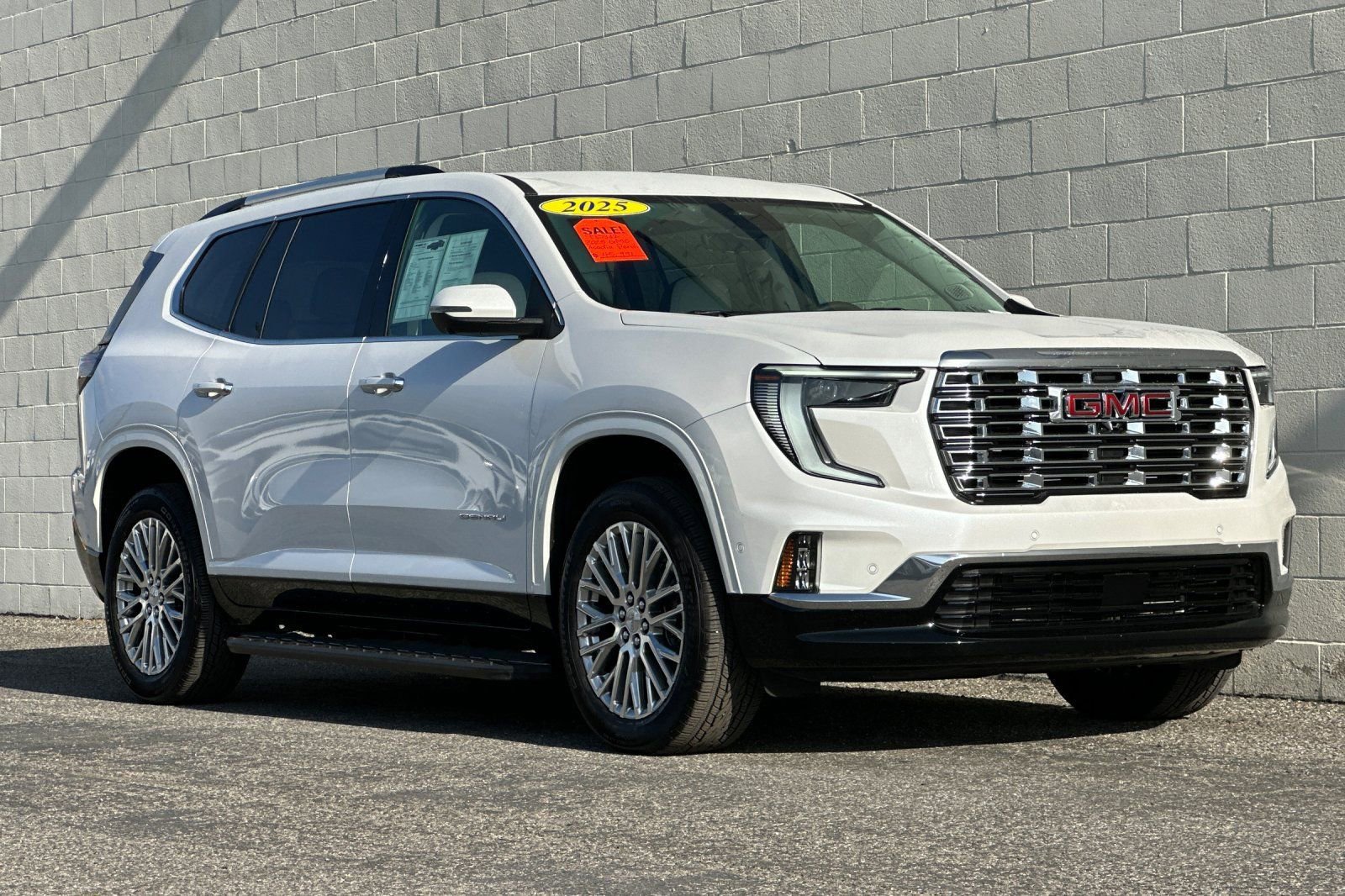 Certified 2025 GMC Acadia Denali w/ Super Cruise Package image 2