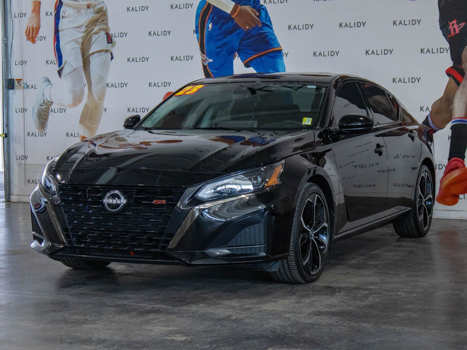 Used 2023 Nissan Altima 2.5 SR w/ SR Premium Package image 22