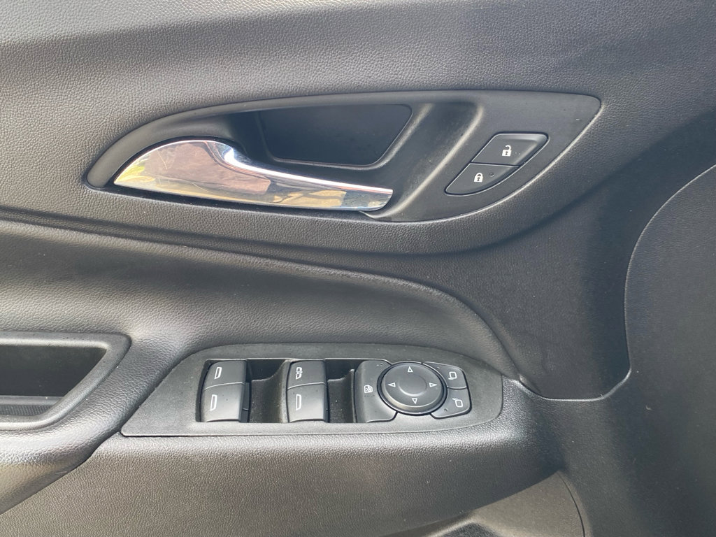 Used 2022 Chevrolet Equinox LT image 18