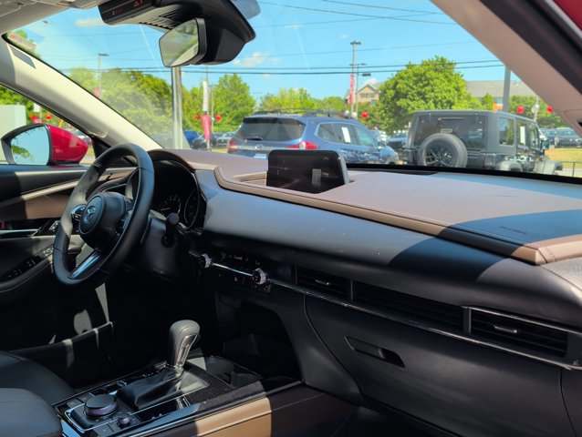 Used 2025 MAZDA CX-30 AWD 2.5 S w/ Premium Package image 24