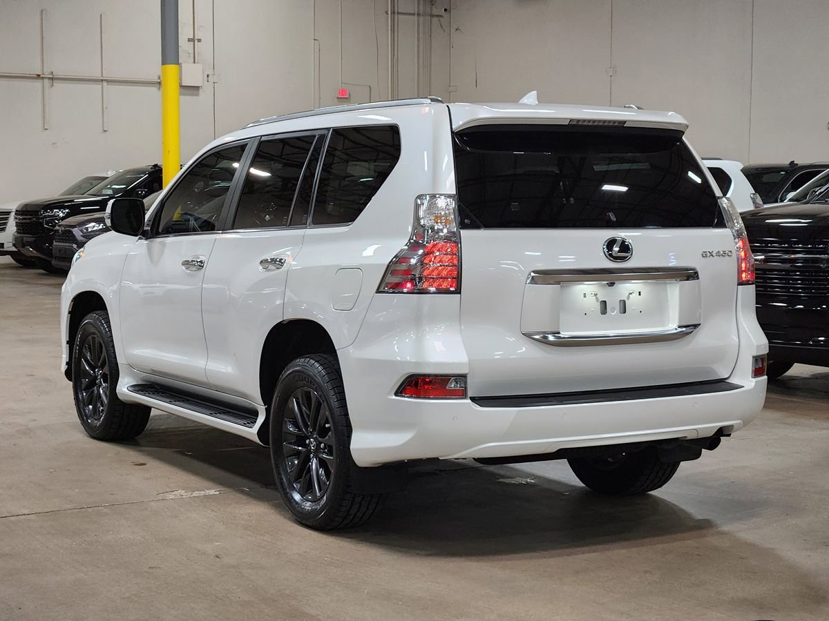 Used 2023 Lexus GX 460 Premium w/ Premium Package AWD/4WD image 11