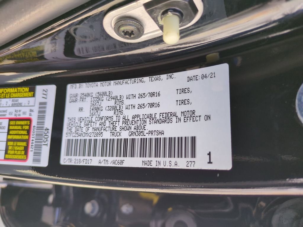 Used 2021 Toyota Tacoma TRD Off-Road AWD/4WD image 37