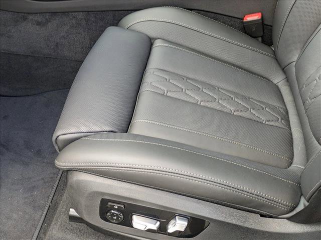 Certified 2026 BMW X7 xDrive40i image 4