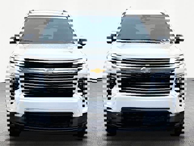 New 2026 Chevrolet Traverse LT w/ Driver Confidence Package image 2