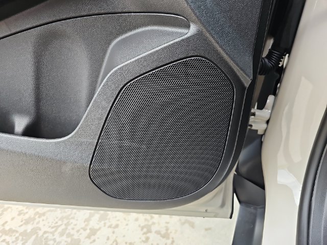 Used 2026 Chevrolet Trax RS FWD image 23