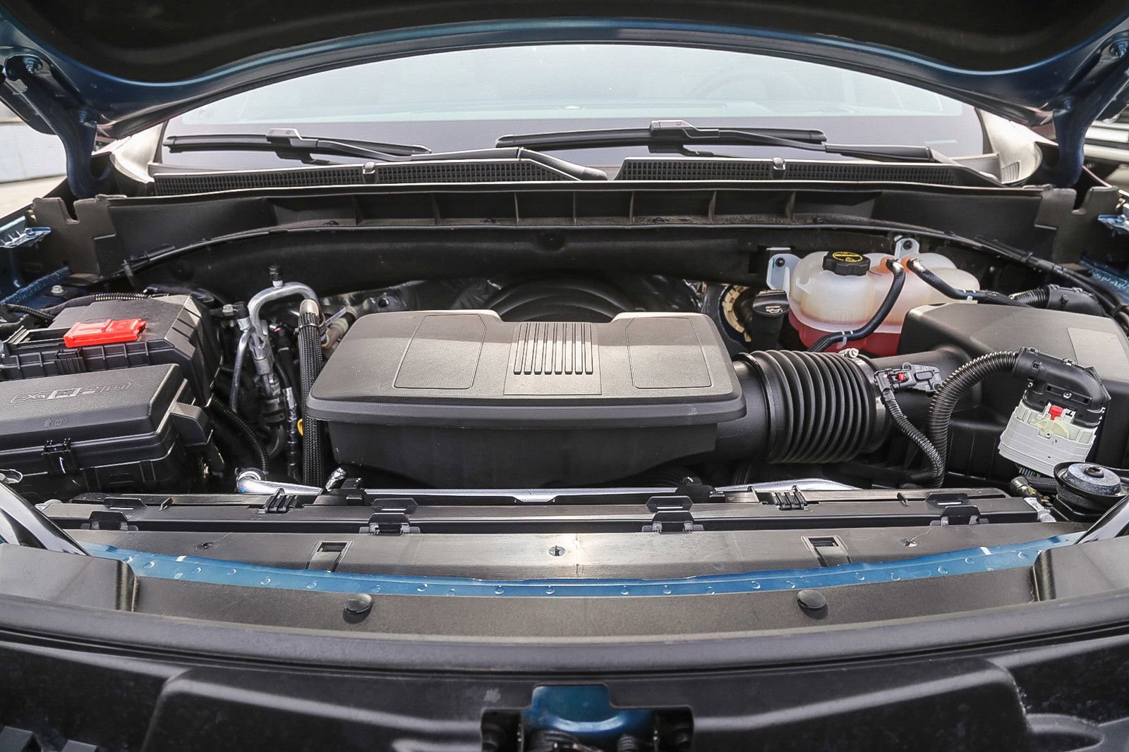 Used 2025 Cadillac Escalade ESV Sport Platinum image 25