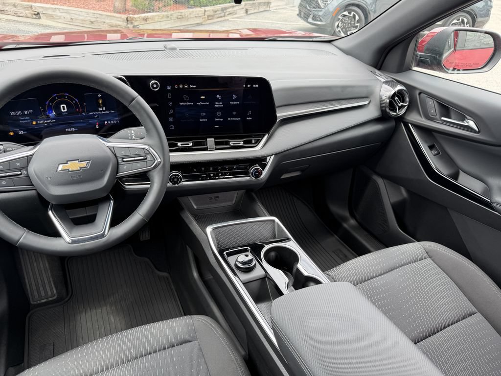 Used 2026 Chevrolet Equinox LT FWD image 18