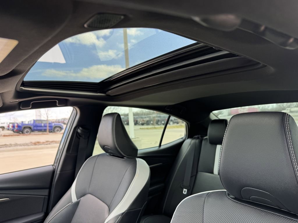 Used 2025 Toyota Camry SE w/ Multimedia Upgrade Package image 26