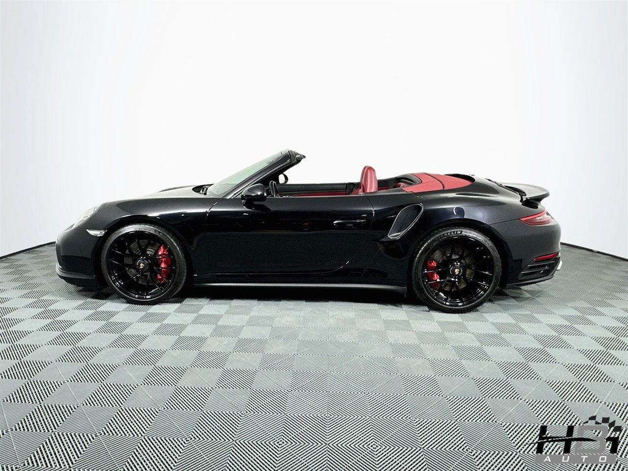 Used 2019 Porsche 911 Turbo AWD/4WD image 22