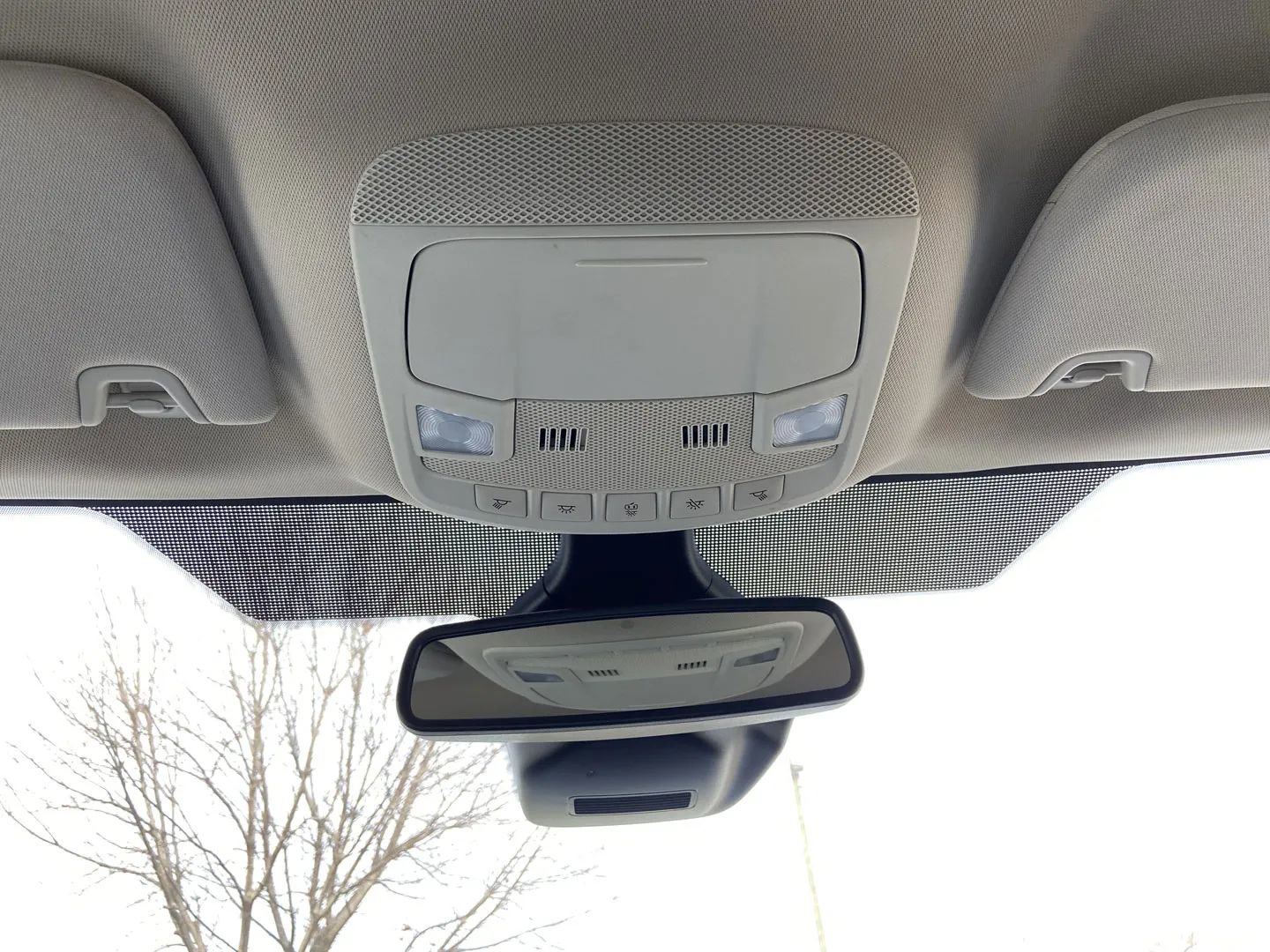 Used 2022 Ford Edge SEL AWD/4WD image 16