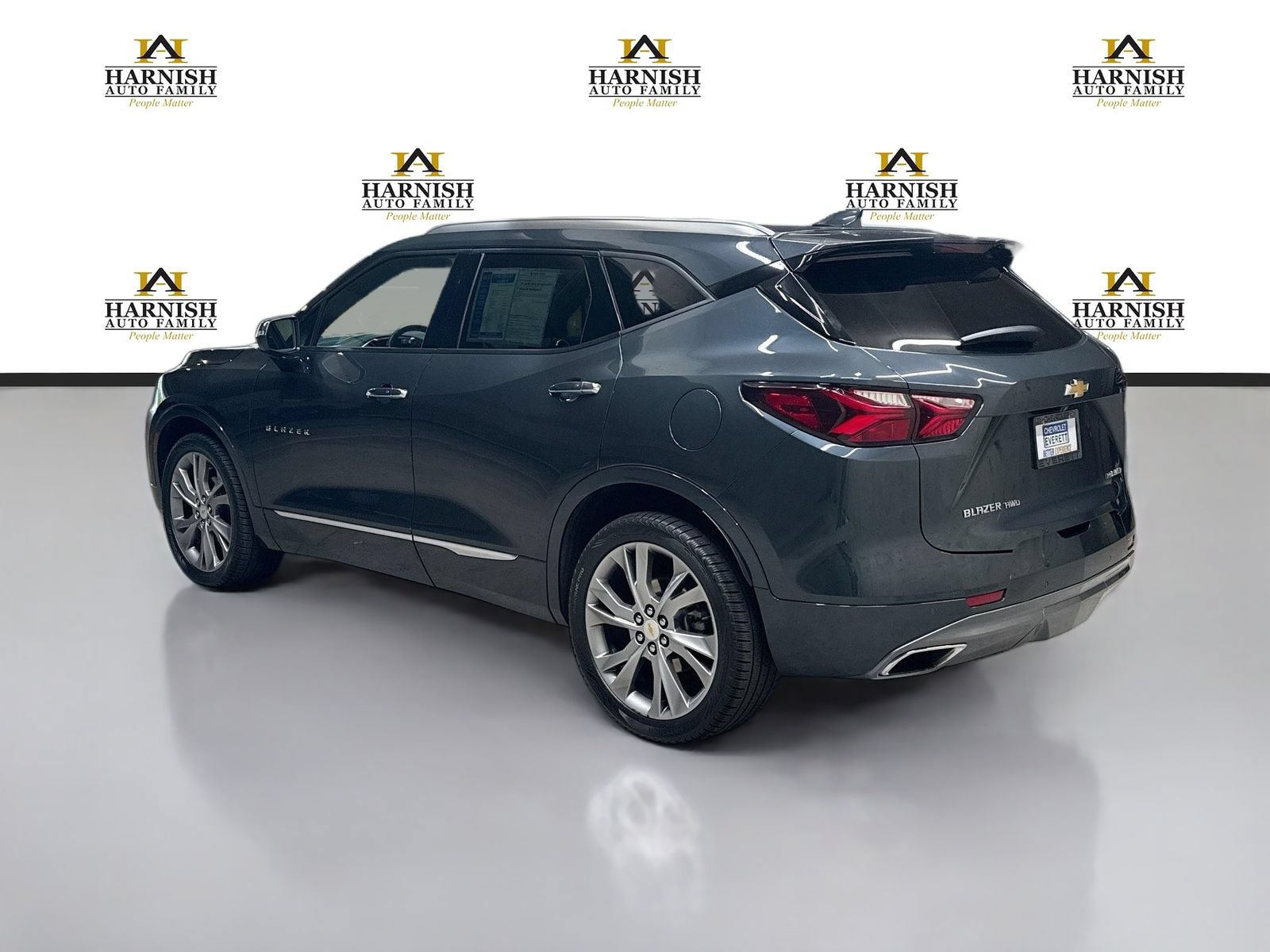Used 2019 Chevrolet Blazer Premier w/ Sun and Wheels Package AWD/4WD image 8