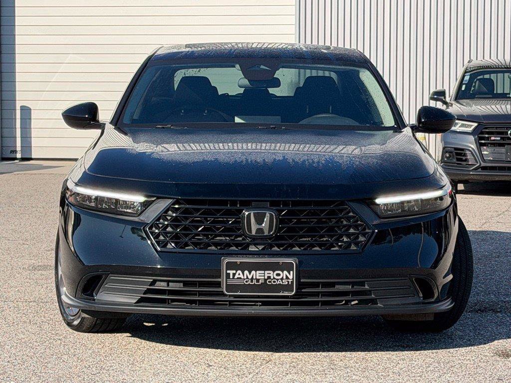 Used 2023 Honda Accord EX image 2